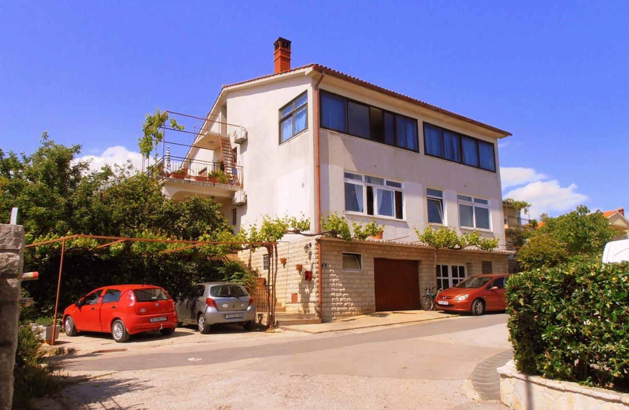 Apartments Bozica Кърк Екстериор снимка