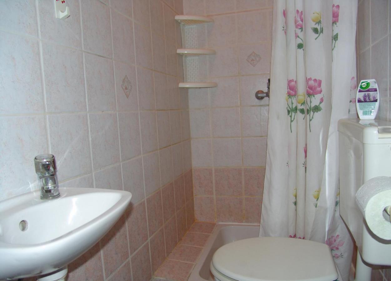 Apartments Bozica Кърк Екстериор снимка