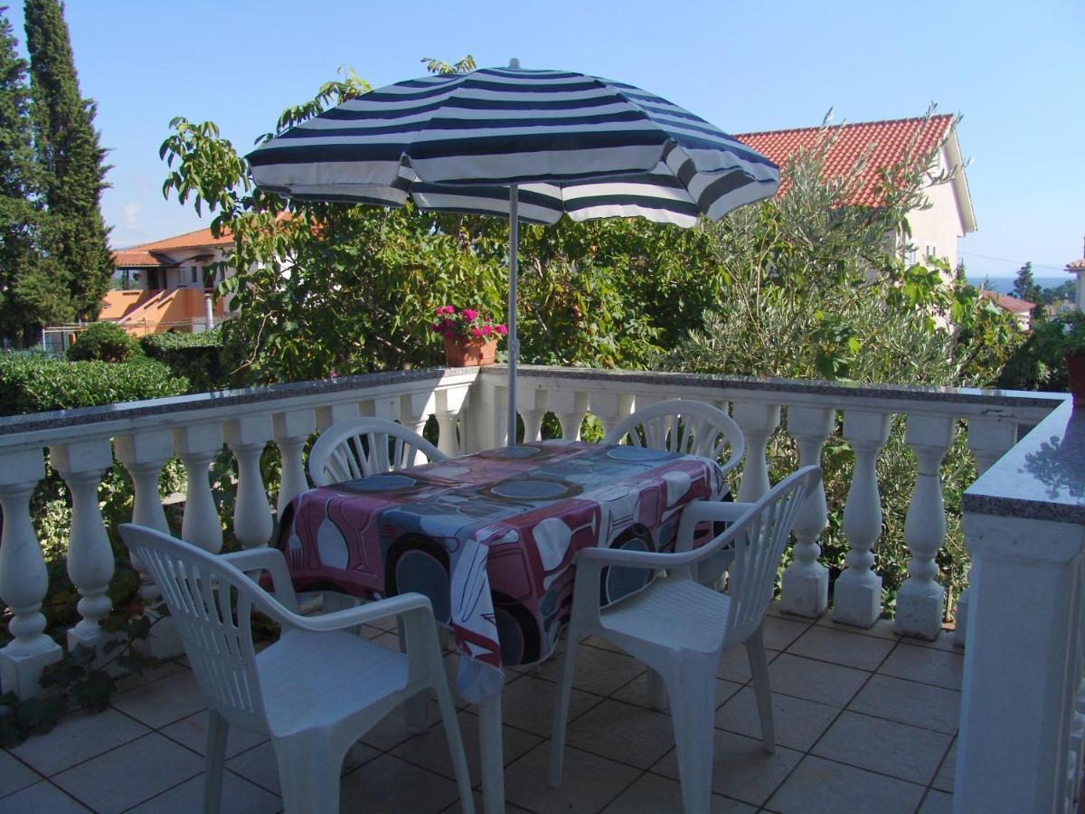 Apartments Bozica Кърк Екстериор снимка