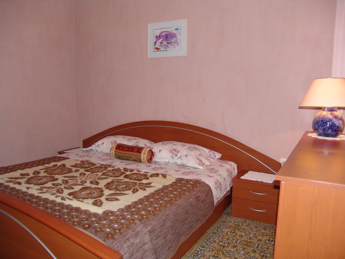 Apartments Bozica Кърк Екстериор снимка