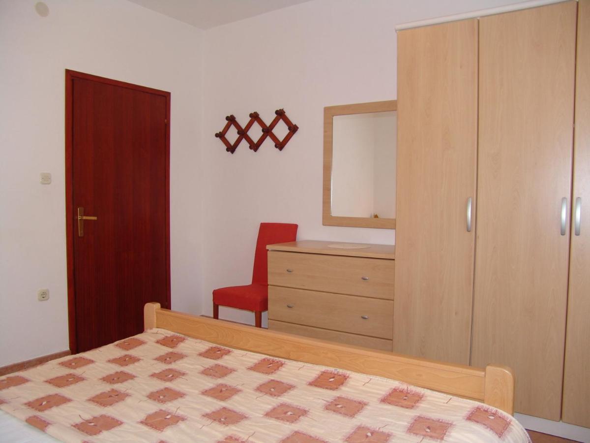 Apartments Bozica Кърк Екстериор снимка