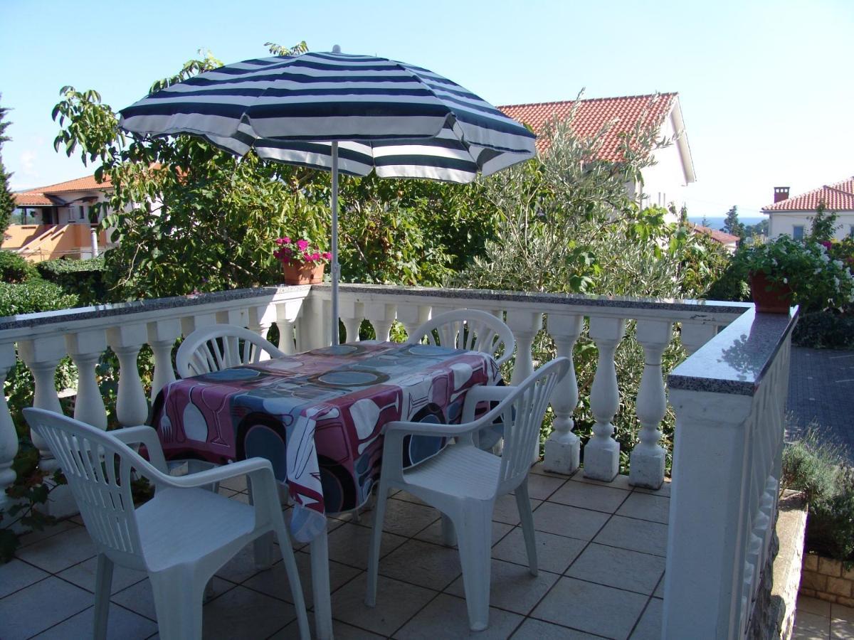 Apartments Bozica Кърк Екстериор снимка